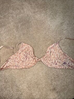 Victoria's Secret Light Pink Leopard Wireless Bra